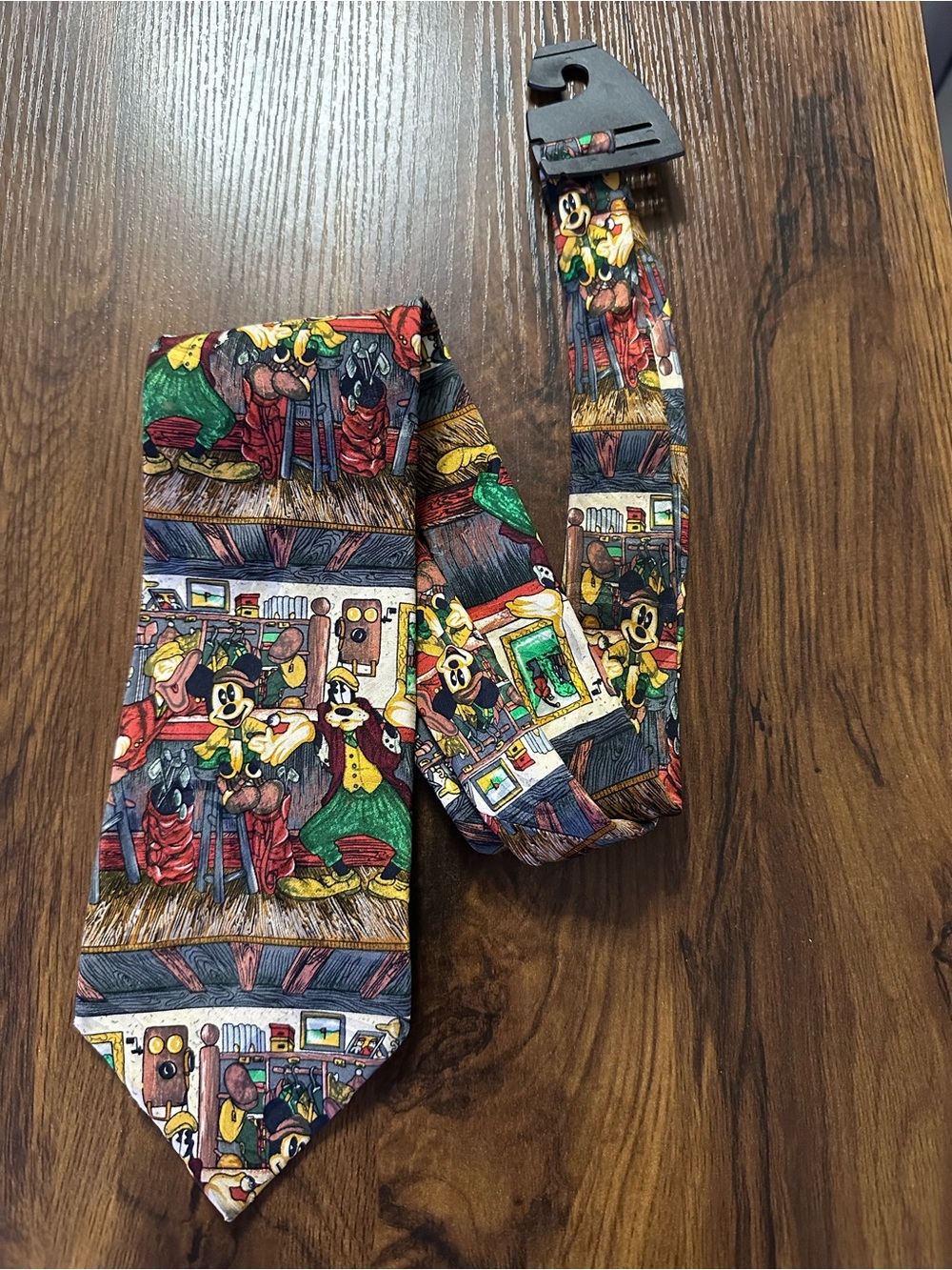 Mickey & Co Disney Atlas Design Mickey & Goofy VTG Silk Tie